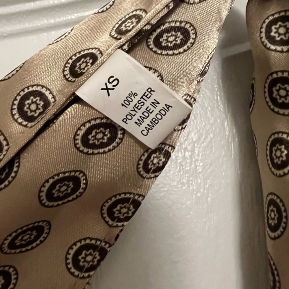 Gold coloured narrow scarves x 2 - Picture 3 of 5